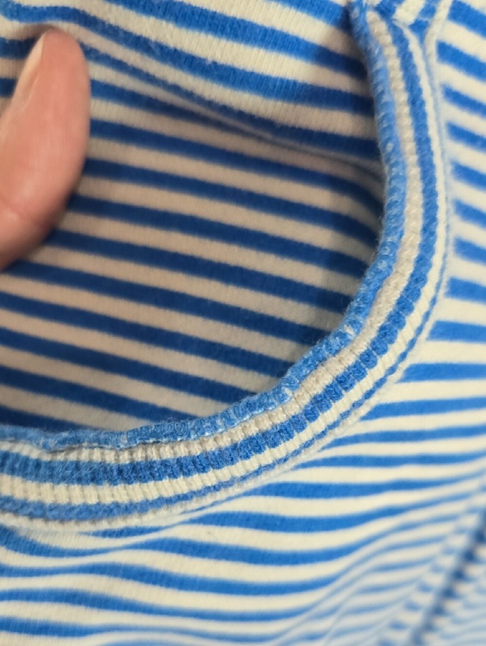 Lululemon Scuba Hoodie *Stretch
Slope Stripe Printed Polar Cream Beaming Blue 6 - Picture 6 of 8